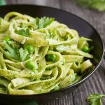 Frühjahrs Rezepte: Pasta mit Spinatpesto