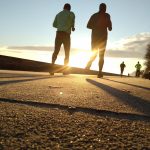 Jogger im Sonnenschein